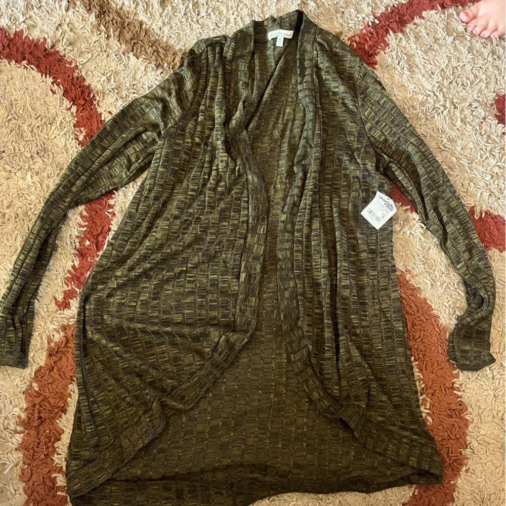 NWT Charlotte Russe long sleeved tunic/cardigan